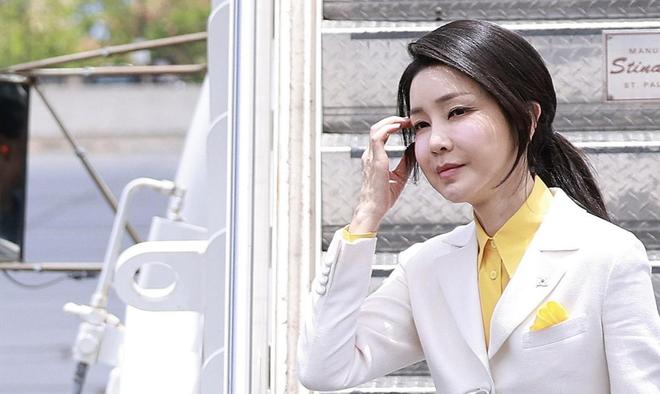 金建希换囚服拍照是哪一集金建希换囚服拍照是哪一集？揭秘背后的故事与真相